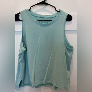 Lululemon Train to be tank